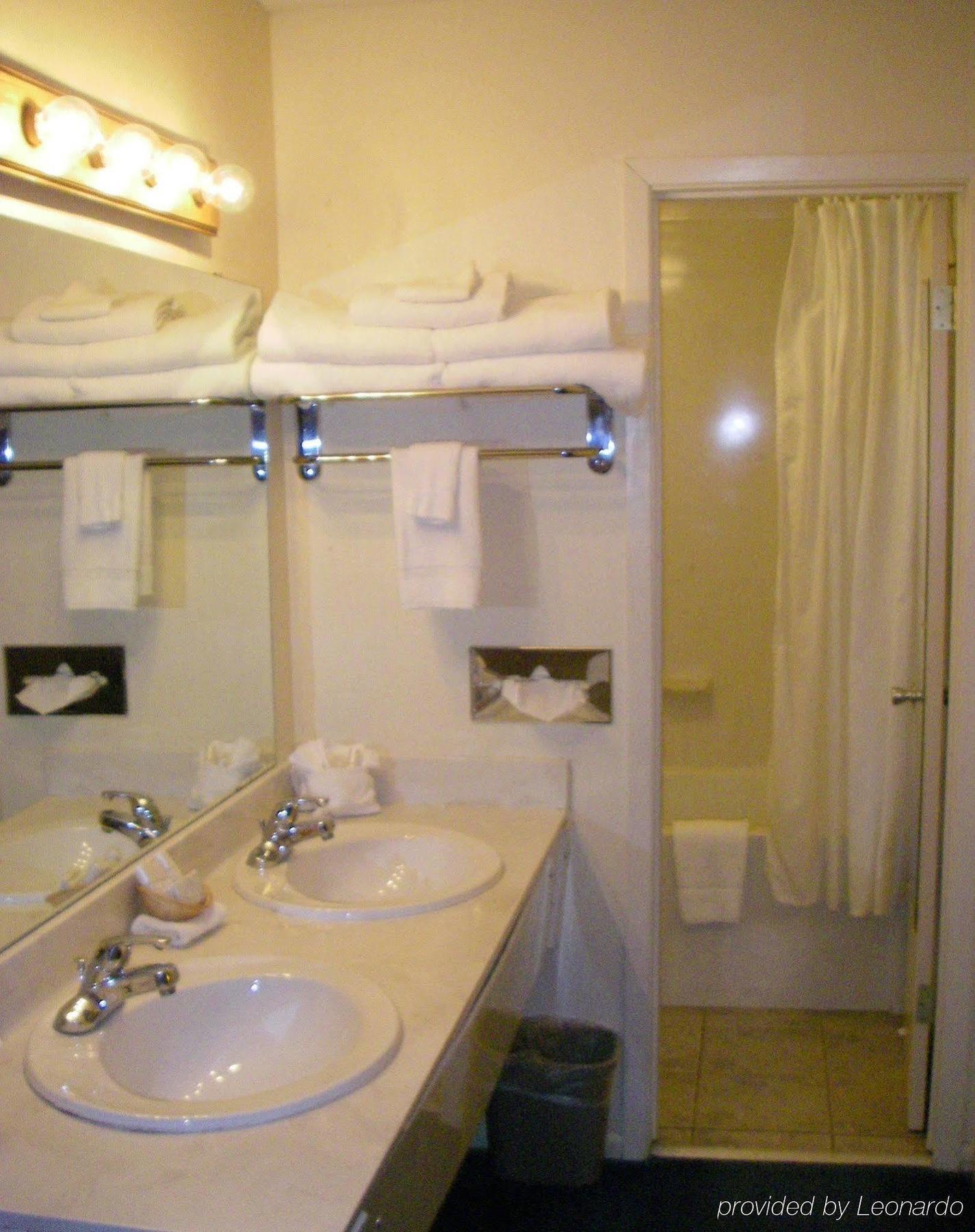 Swiss Chalet Inn Ruidoso Room photo
